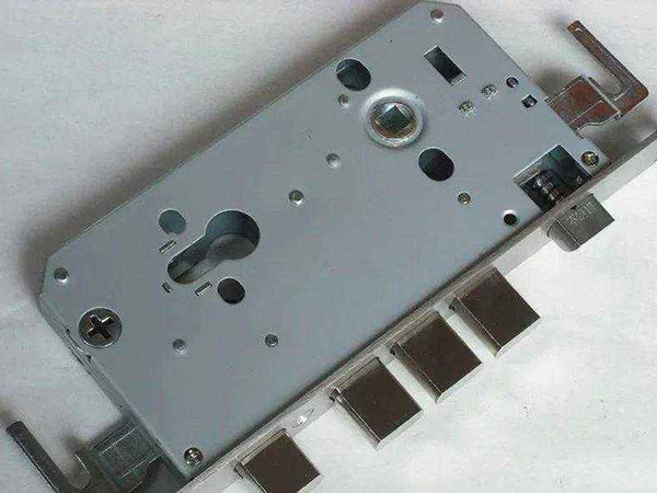 金安24小时上门开锁公司