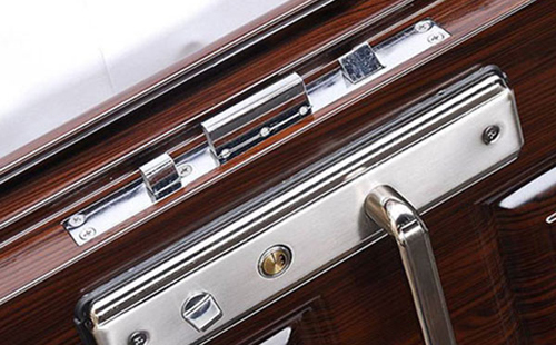 金安24小时上门开锁公司